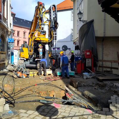 Bild vergrößern: Brücke Mühlgraben Bohrgerät