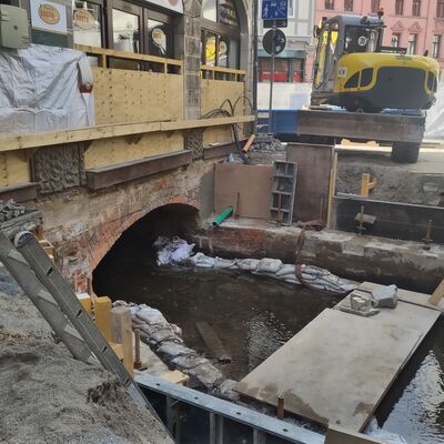 Bild vergrößern: Brücke Mühlgraben Blickrichtung Perli