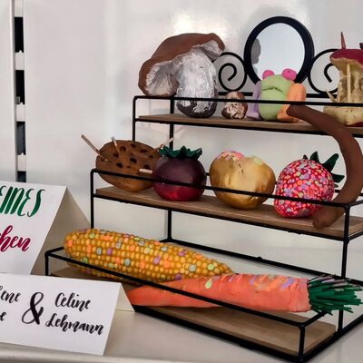 Ausstellungsstücke Rezeptstein eines Zauberers