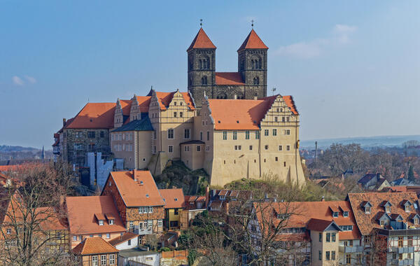 Bild vergr&ouml;&szlig;ern: Stiftsberg vom M�nzenberg aus