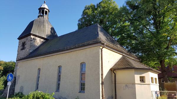 Bild vergrößern: Alte Kirche Bad Suderode