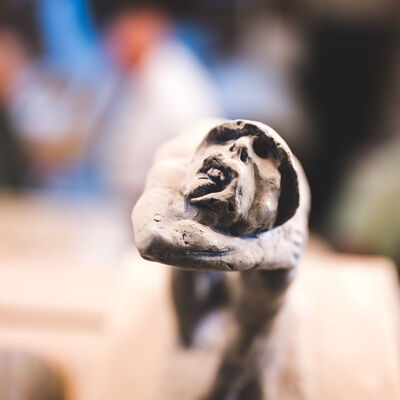 Bild vergrößern: Aufnahmen aus der Werkstatt von Prof. Dr. Dreysse