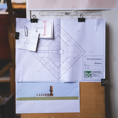 Bild vergrößern: Aufnahmen aus der Werkstatt von Prof. Dr. Dreysse