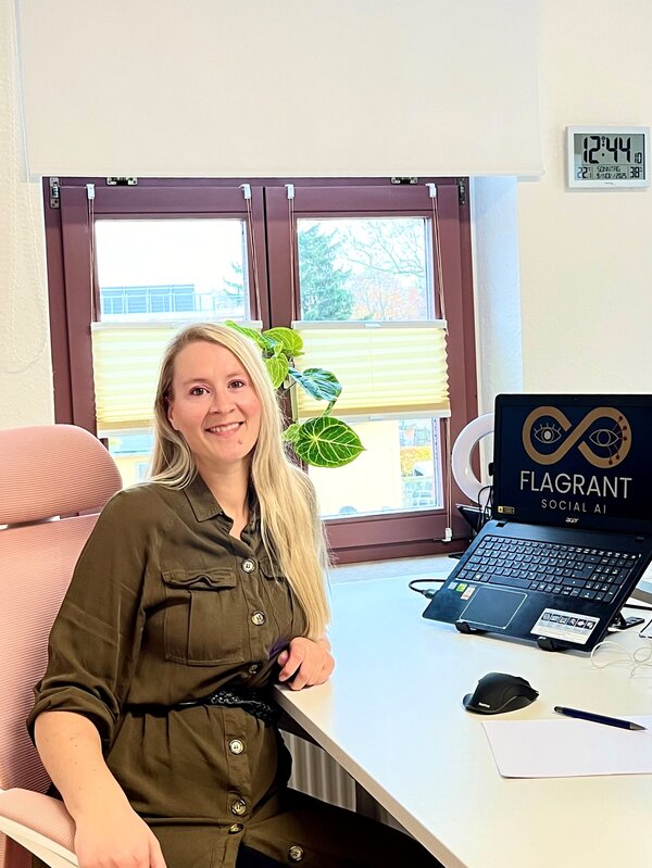 Bild vergr&ouml;&szlig;ern: FLAGRANT Social AI Josephine Sokolowski