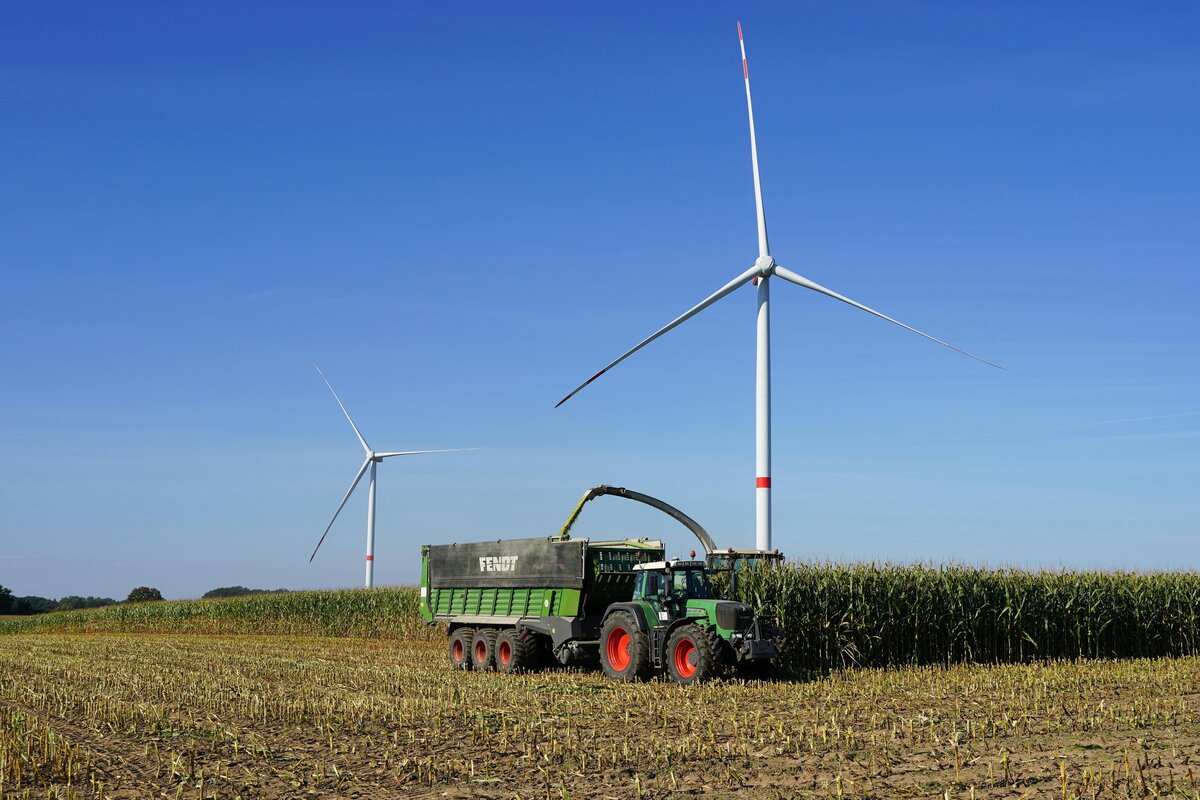 Erntefahrzeuge Windenergie