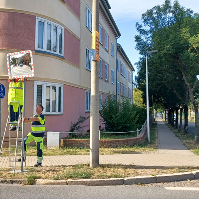 Anbringung Verkehrsspiegel 
