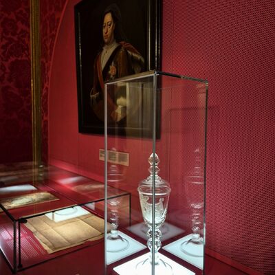 Bild vergr&ouml;&szlig;ern: Bekannte Exponate und neue Ausstellungsst�cke pr�gen den Rundgang durch das Schlossmuseum.