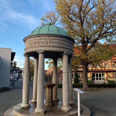 Bild vergrößern: Behringer Brunnen Bad Suderode