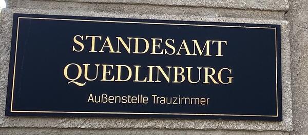 Bild vergrößern: Beschilderung